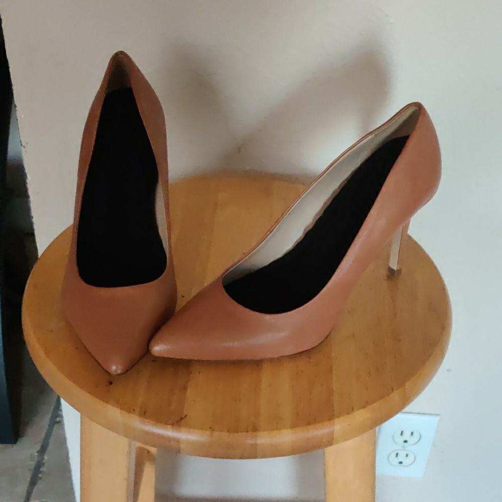 Taupe heels